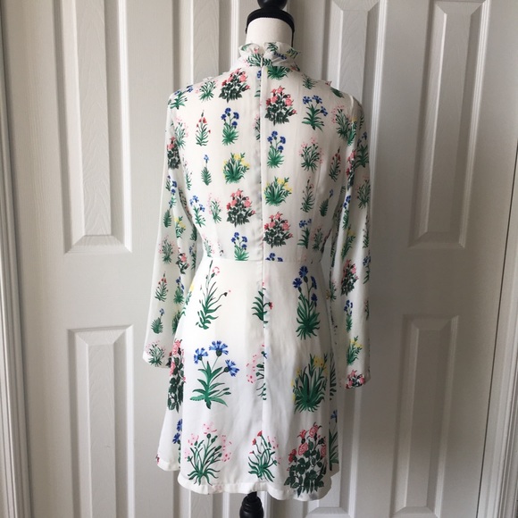 Silk tuxedo pleat ruffle lace flower white dress - Picture 4 of 16